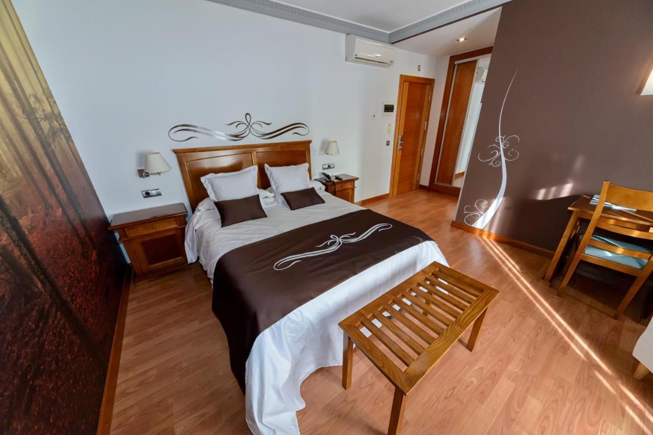 Hotel La Barrosa Абехар Экстерьер фото