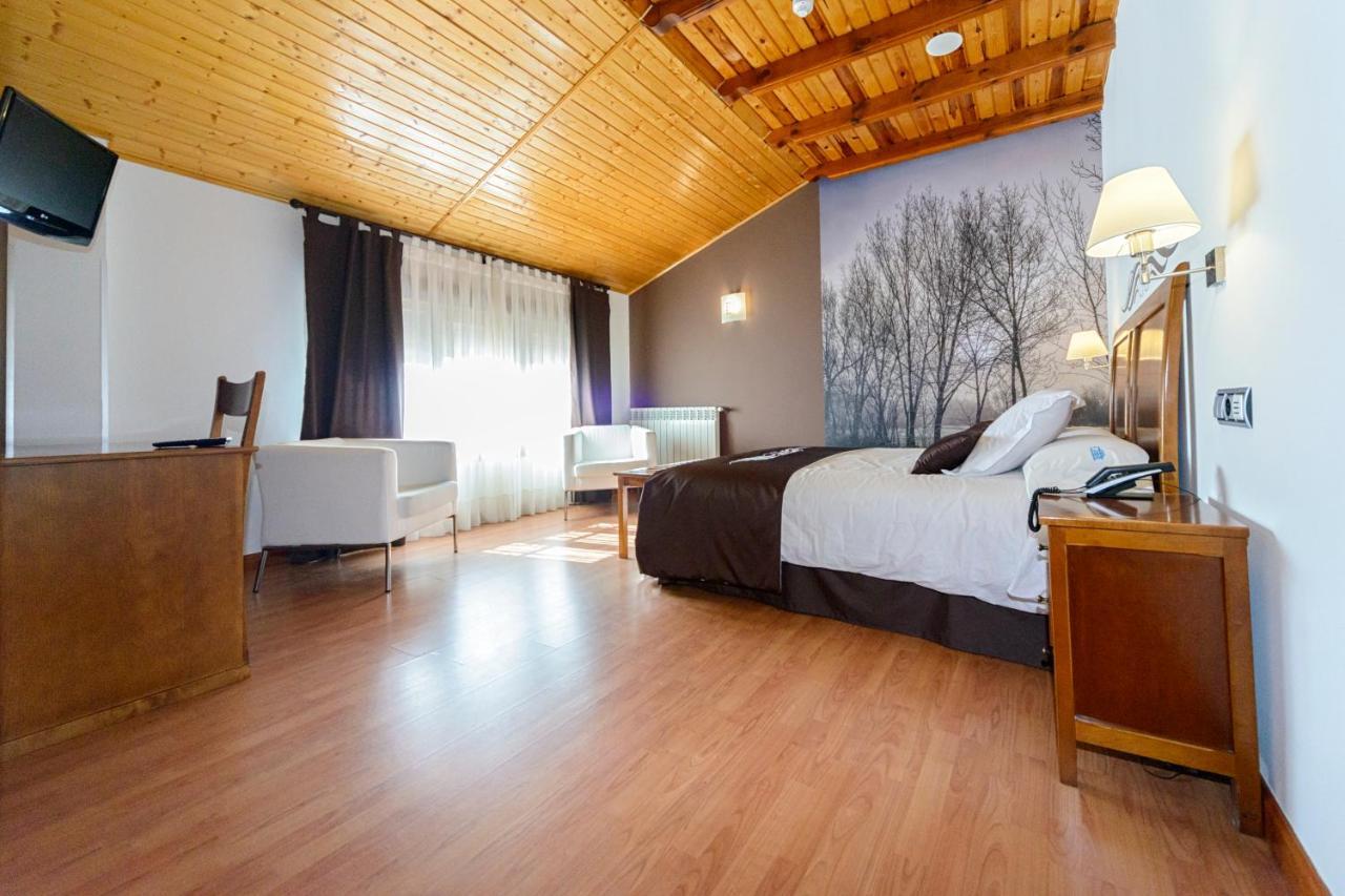 Hotel La Barrosa Абехар Экстерьер фото